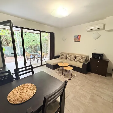 Ваканционна къща комплекс белите къщи *