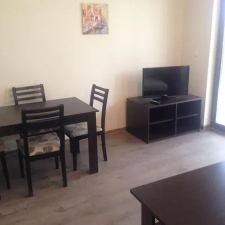 The White Complex Dom wakacyjny *