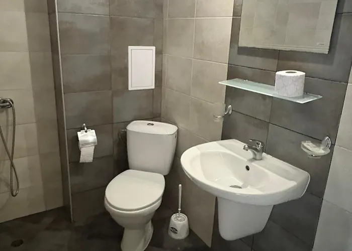 комплекс белите къщи *