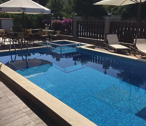 The White Complex Holiday home